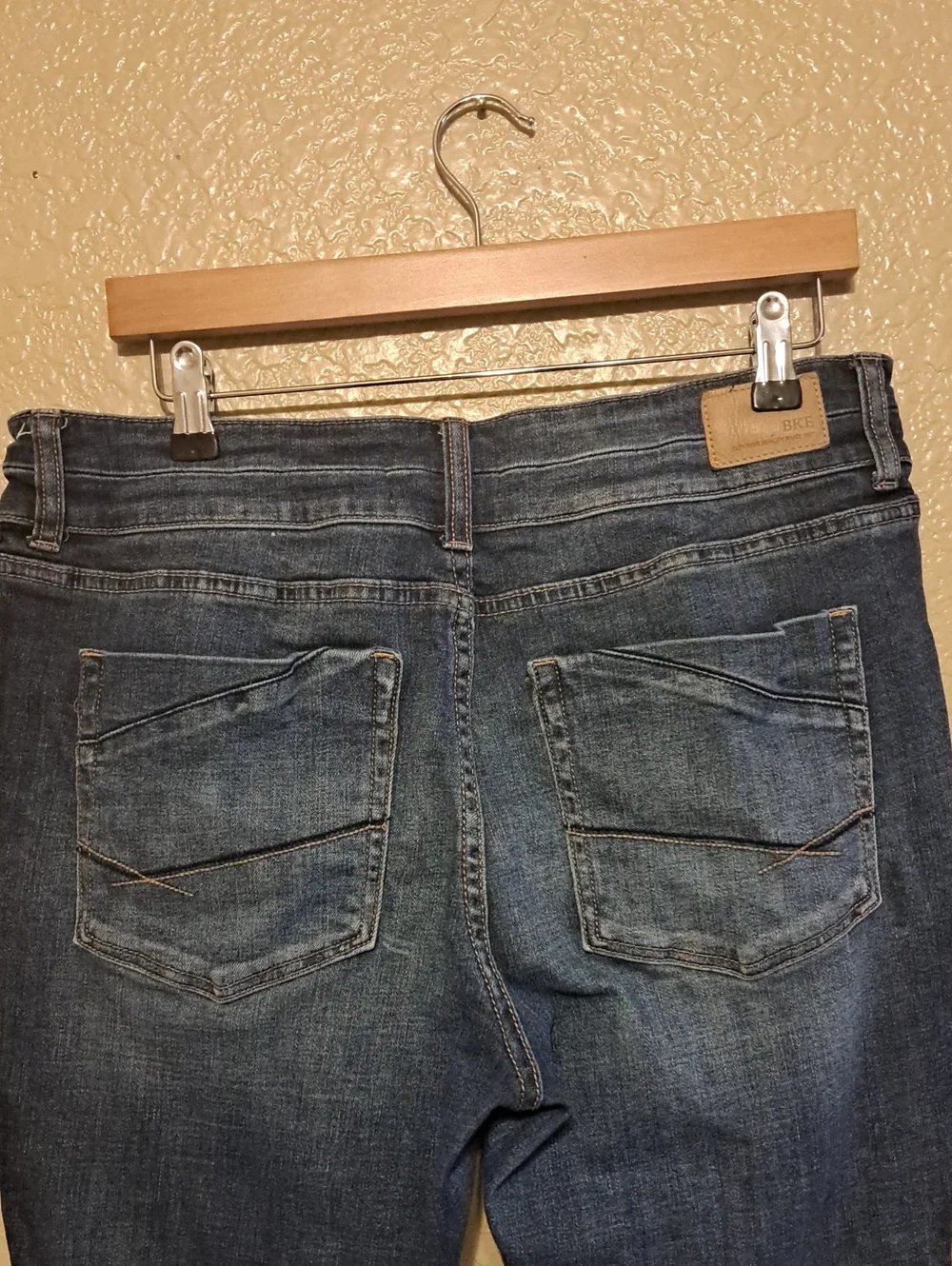 BKE Gabby High Rise Dark Blue Skinny Jeans. Size 31.
